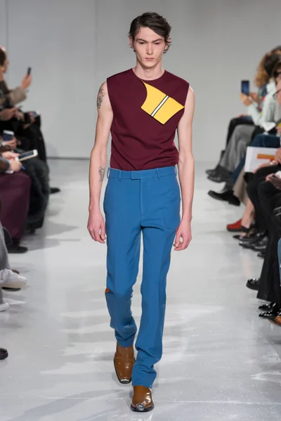 Look 2
